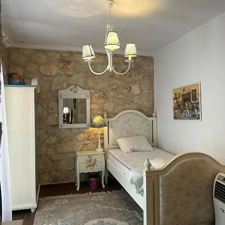 Вилла Stone Сиври