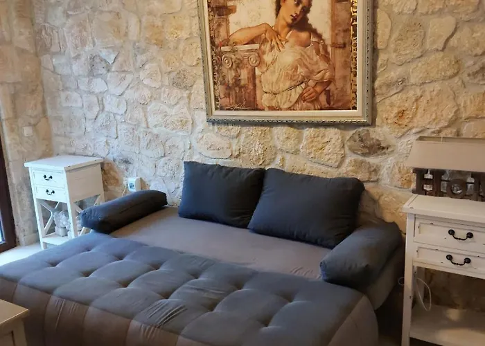 Stone * Siviri